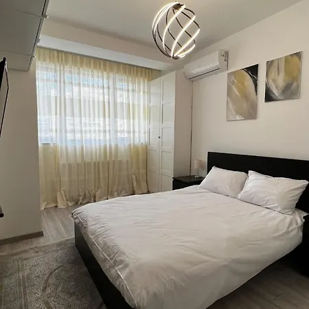Ultra 3 Apartment