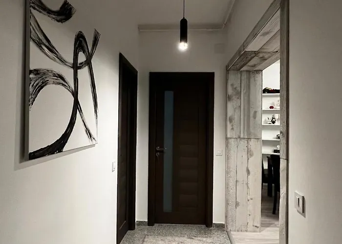 Ultra 3 Apartment *